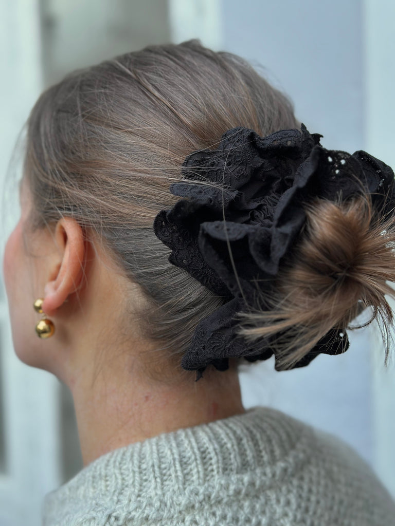 Pico - Lace Scrunchie - Sort