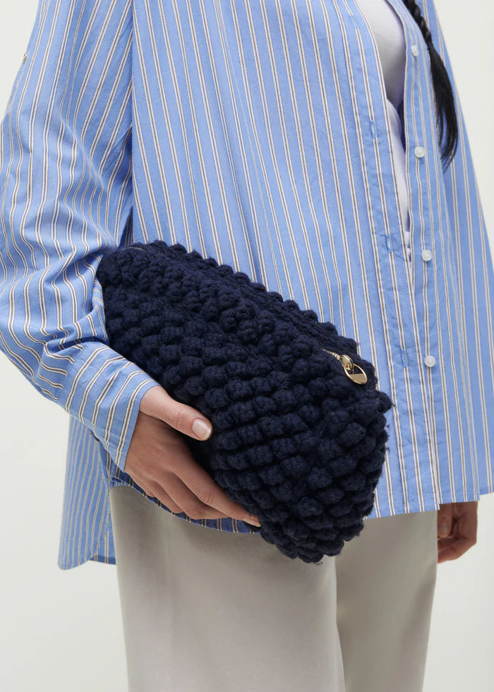 Aiayu - Linn Clutch - Black Blue