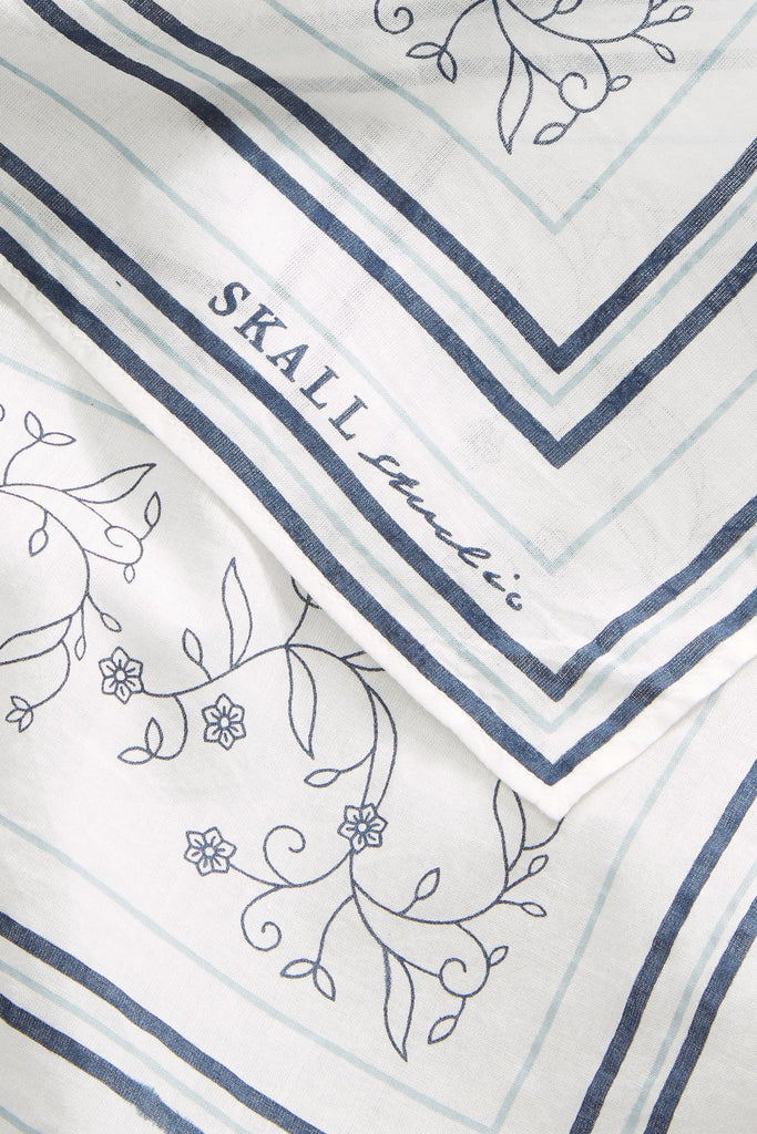 Skall Studio - Skall Classic Scarf 55x55 - Light Cream/Blue