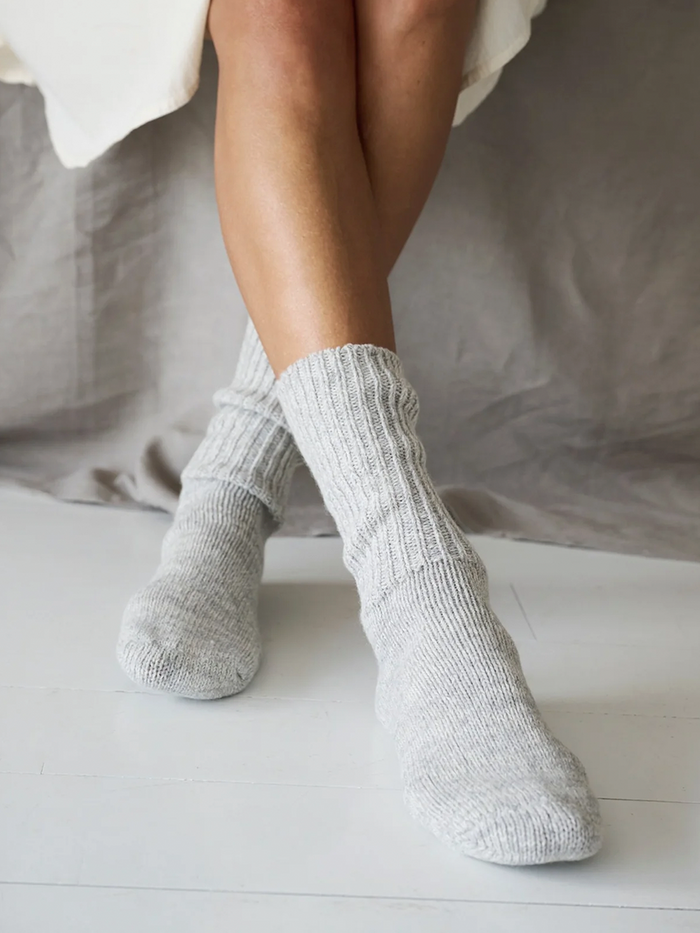 Moshi Moshi Mind - Boyfriend Socks - Grey